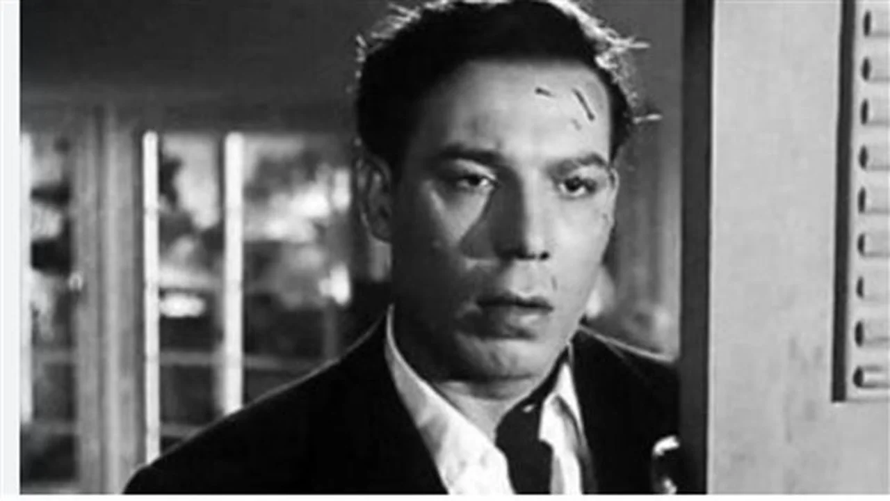 فريد شوقي: 5 زيجات وأفلام أيقونية تُبرز نجاحه الكبير